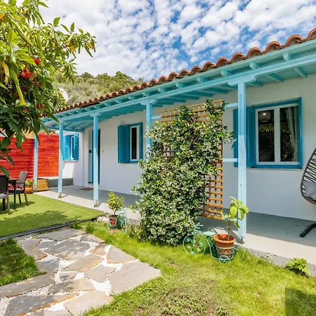 아파트 Riginos Garden House